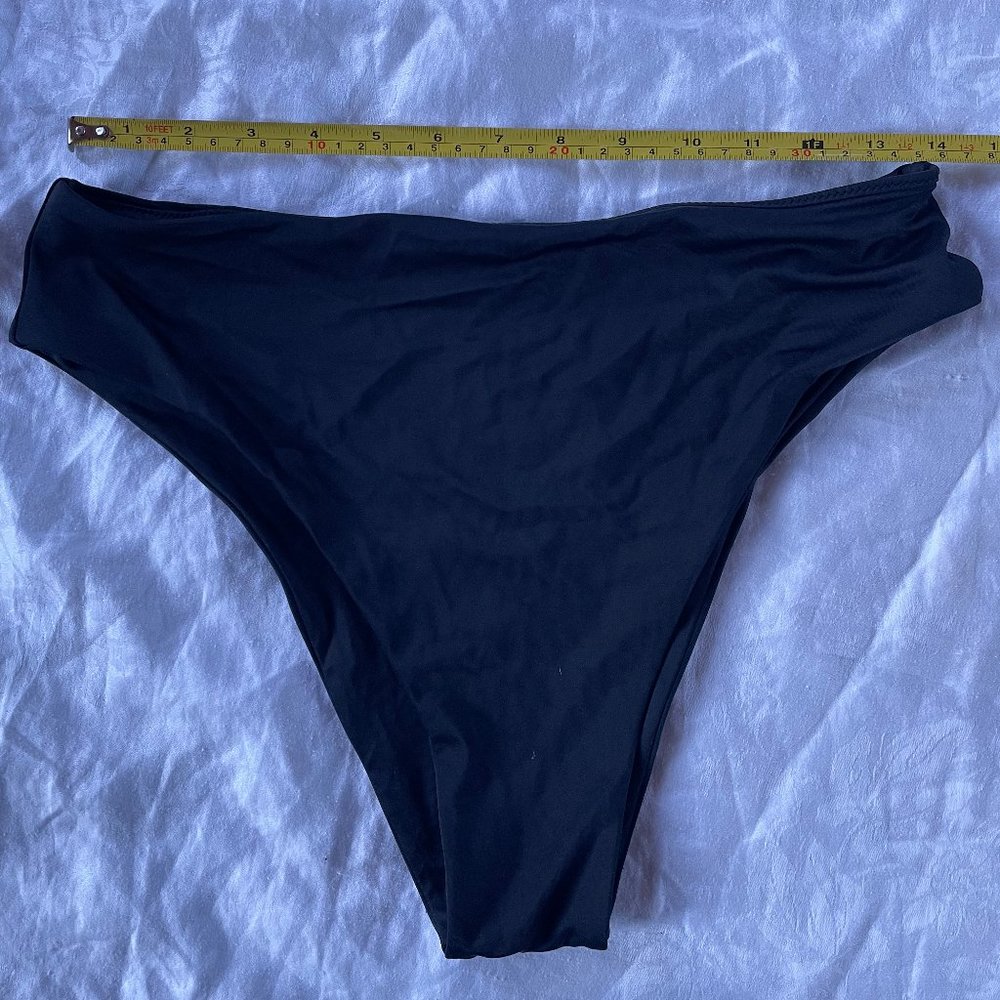 Black Tori Praver Size L Symone Bikini Bottoms - Would fit size 8 - 10